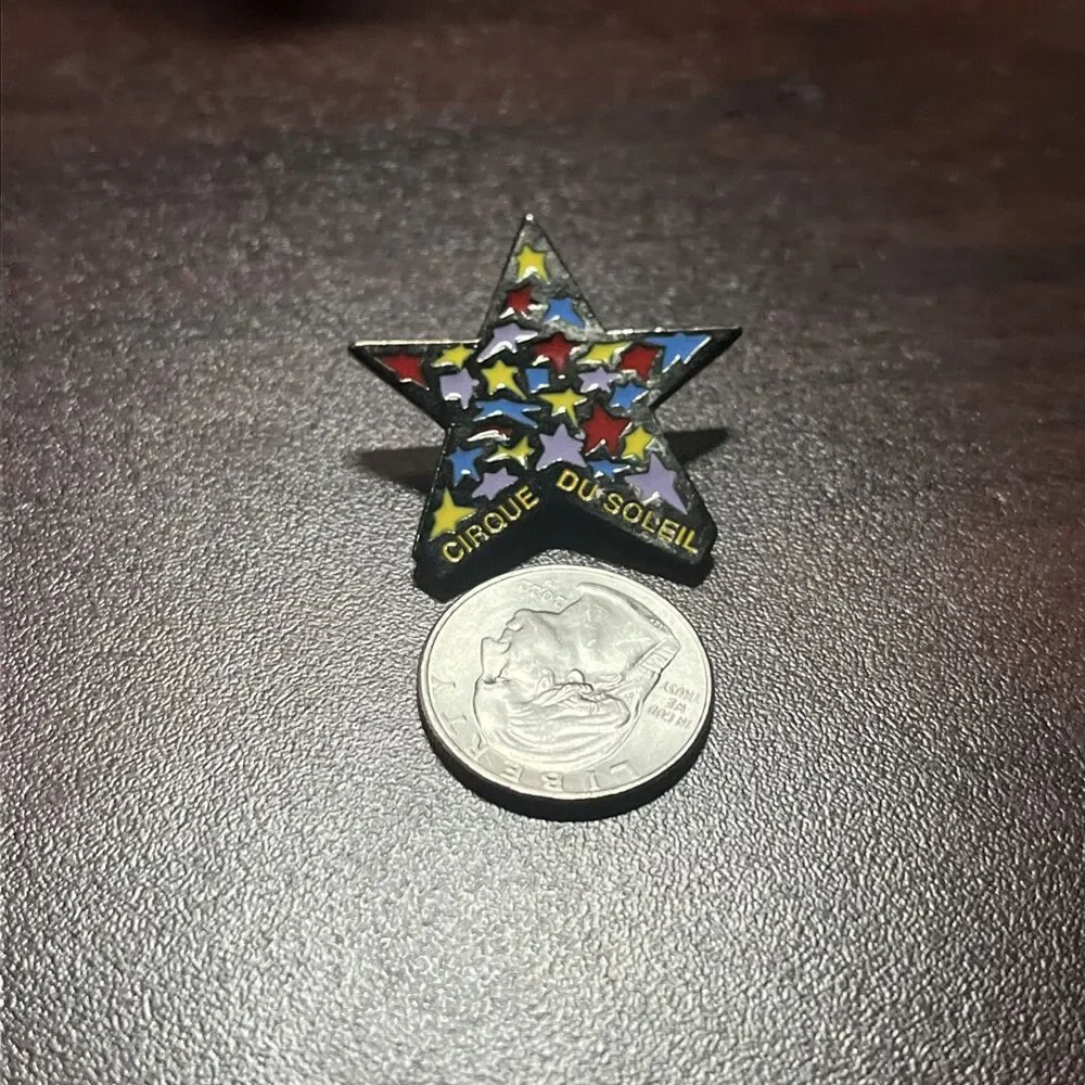 Cirque Du Soleil Circus Event Star Lapel Hat‎ Pin
